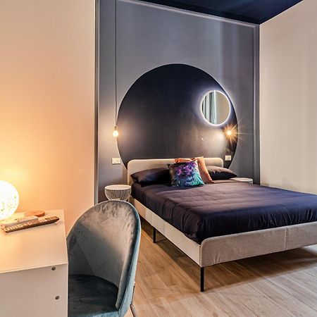 Moonlight Stylish Central, Hospital & Station Livorno Exterior photo
